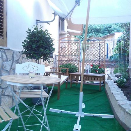 פלרמו B&B La Piazzetta מראה חיצוני תמונה