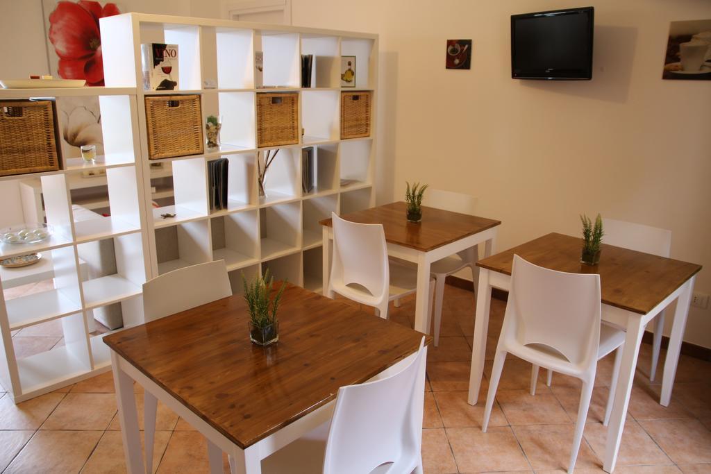 פלרמו B&B La Piazzetta מראה חיצוני תמונה