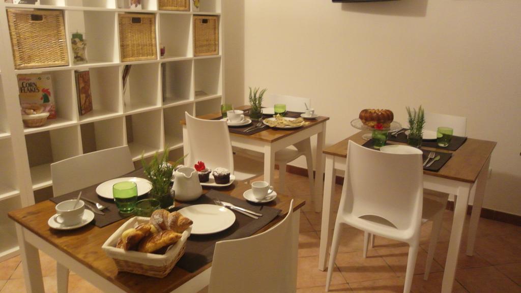 פלרמו B&B La Piazzetta מראה חיצוני תמונה