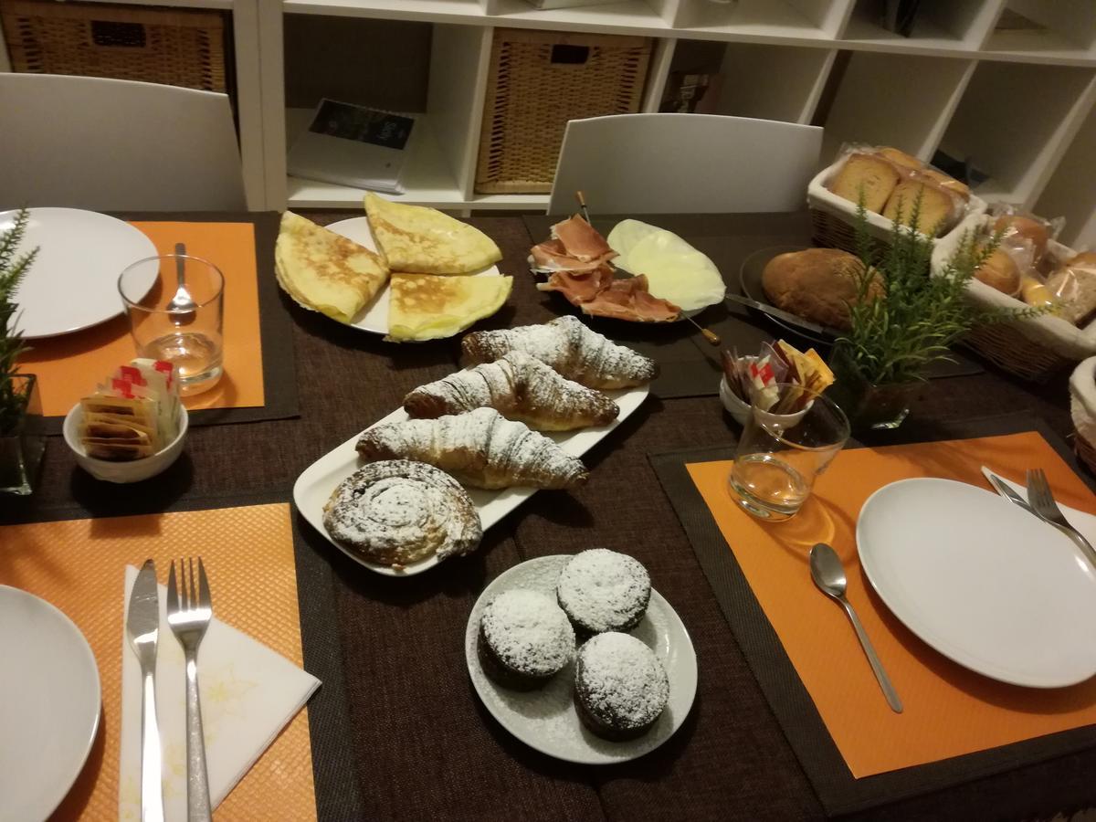 פלרמו B&B La Piazzetta מראה חיצוני תמונה